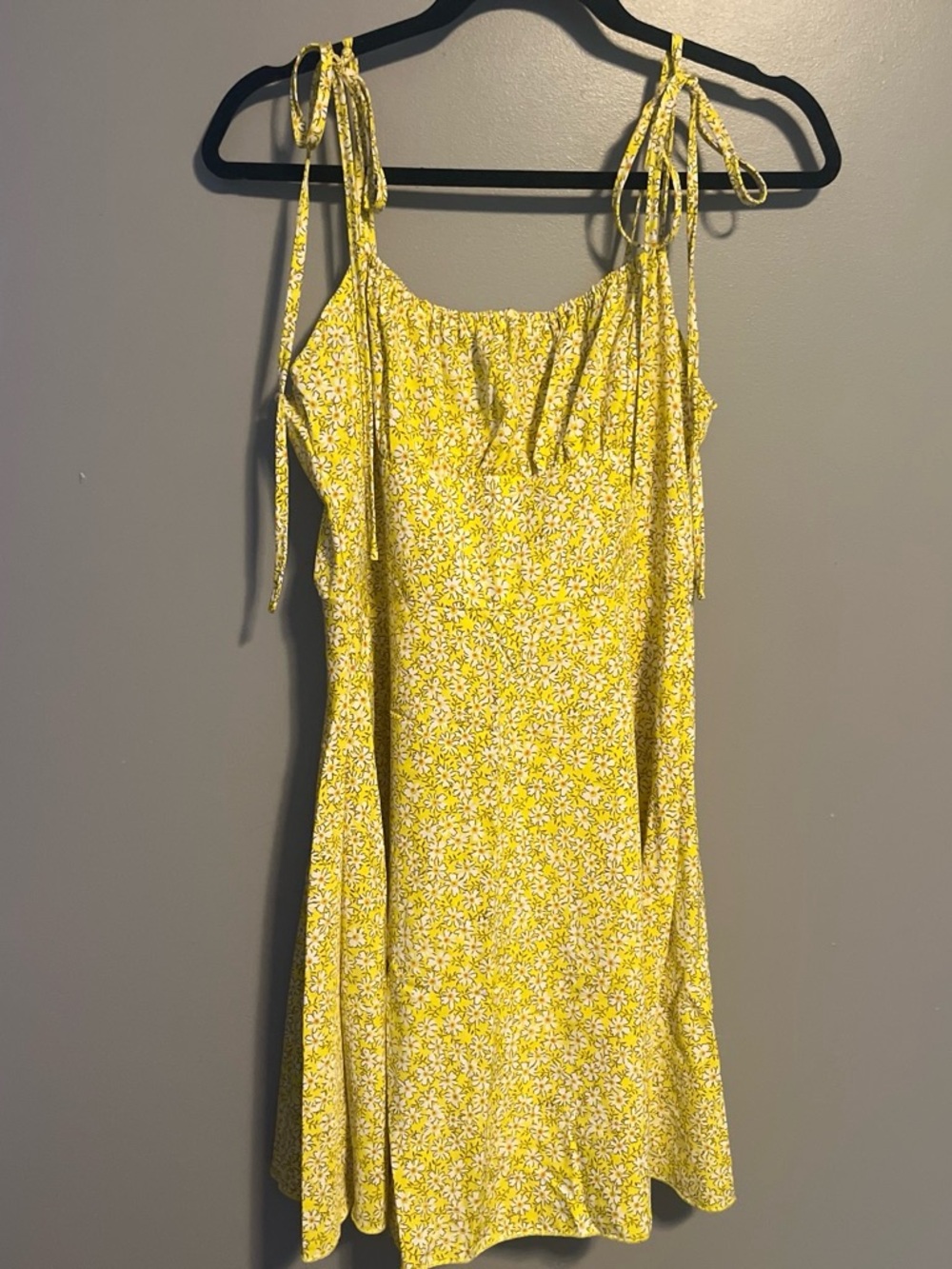 SHEIN Yellow Floral Tie-Shoulder Mini Dress